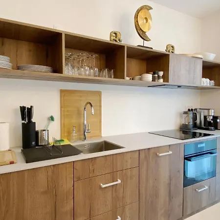 Araliya Apartment *