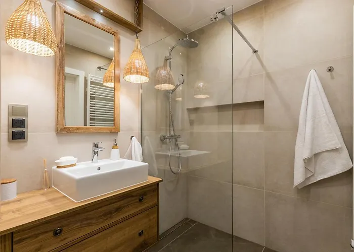 アパート Araliya